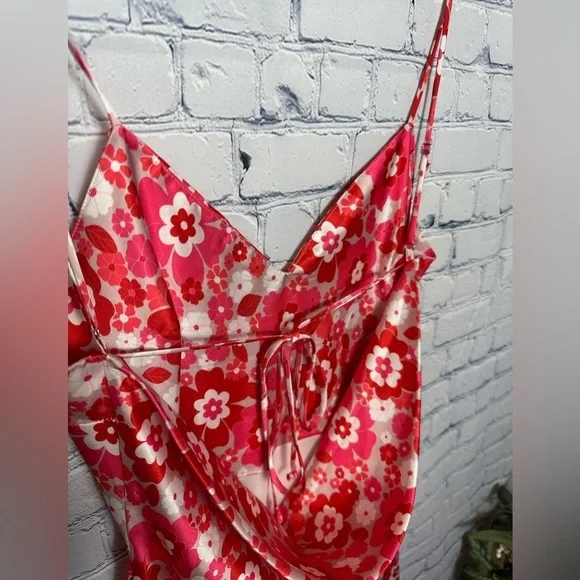 Dolls Kill Hot Pink and White Sexy Summer Floral Dress! - Picture 6 of 7